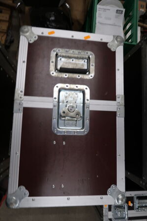 Flightcase 85x38xH60cm