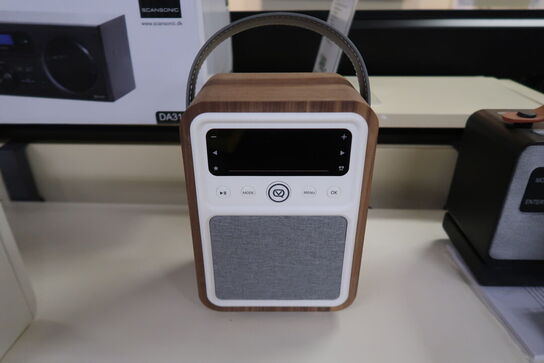VQ Monty DAB+FM radio m. Bluetooth - træ