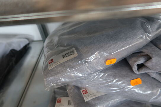 Div. Hoodies SNICKERS