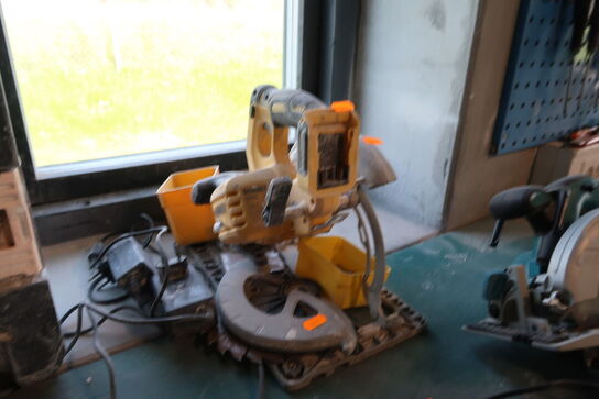 Akku rundsav DEWALT DCS572