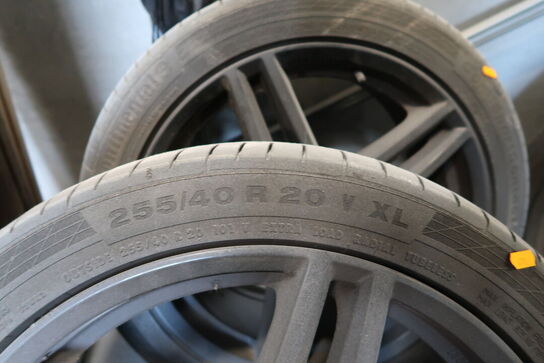 4 stk. alufælge med dæk CONTINENTAL 255/40R20VXL