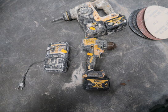 2 stk. akku håndværktøj DEWALT DCD791 med 2 stk. batterier og lader 