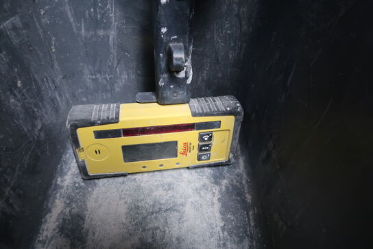 Rotationslaser LEICA Rugby 610 med stativ