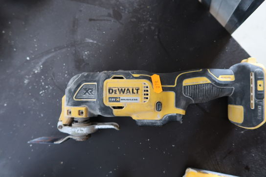 Akku-værktøj multicutter DEWALT DCS355