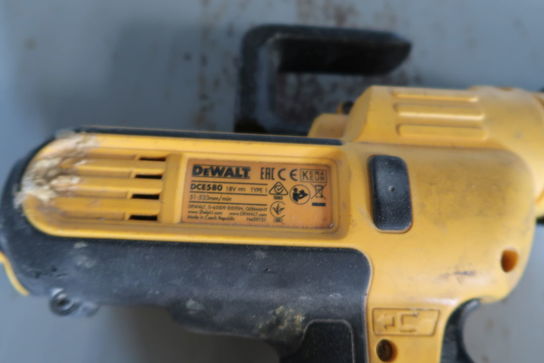 Akku-værktøj fugepistol DEWALT DCE580