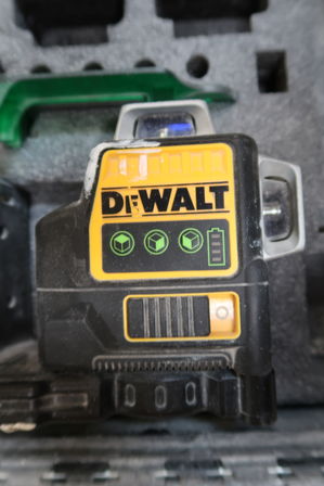 Multilinjelaser DEWALT DCE089D1G-QW