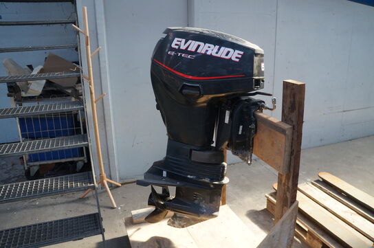 Båd inkl. Trailer & EVINRUDE 50 motor