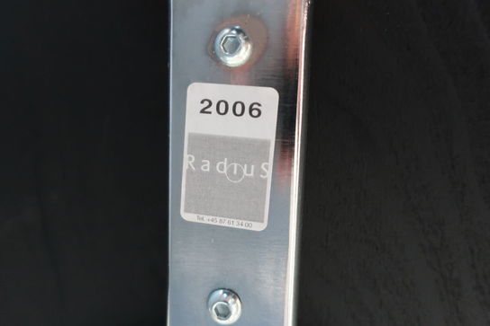 Barbord med 4 stk. barstole RADIUS