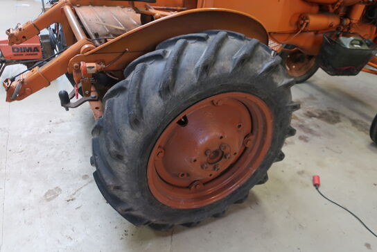 Traktor ALLIS-CHALMERS D-270