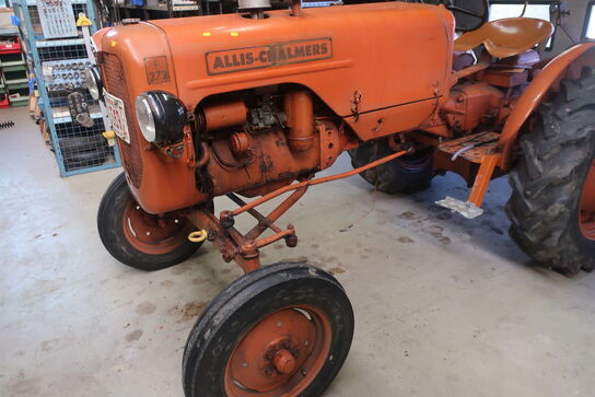 Traktor ALLIS-CHALMERS F-272