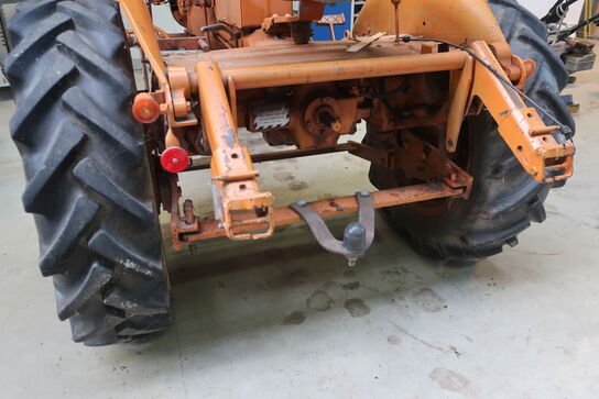 Traktor ALLIS-CHALMERS D-270