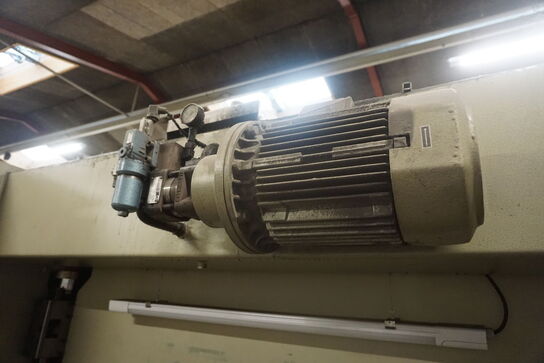 Kantpresse, DONEWELL 125-3000 H