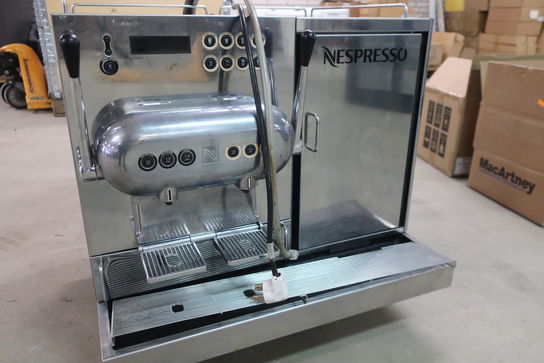 Kaffemaskine NESPRESSO Aguila AG220