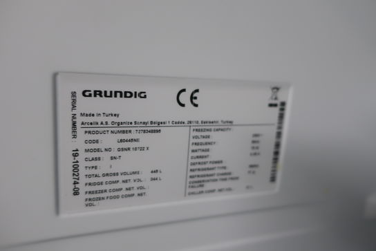 Køleskab GRUNDIG GSNR 10722 X