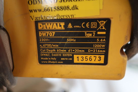 Kap-/geringssav DEWALT DW707 med arbejdsbord