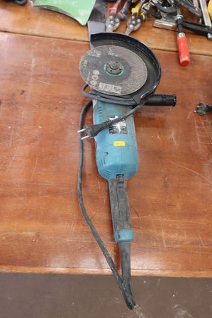 Vinkelsliber MAKITA GA9020R