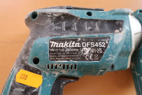 Gipsskruemaskine MAKITA DFS452