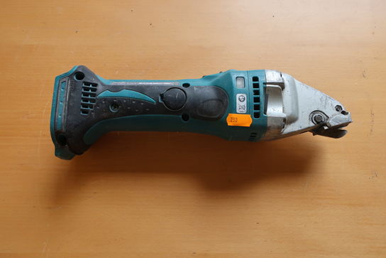 Pladesaks MAKITA DJS161