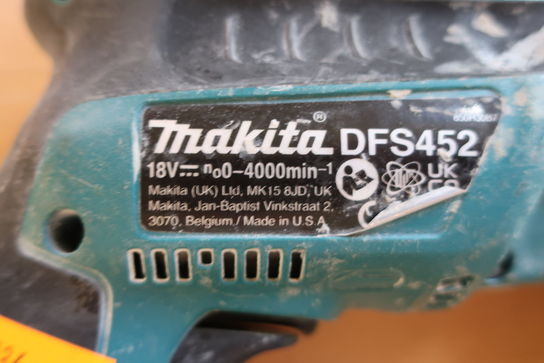 Gipsskruemaskine MAKITA DFS452