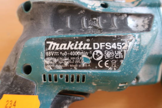 Gipsskruemaskine MAKITA DFS452