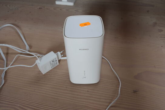 5-G router HUAWEI H122-373