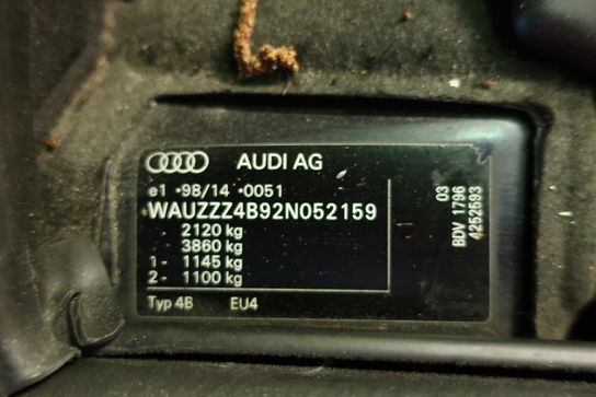 Personbil AUDI A6 2,4 AVANT