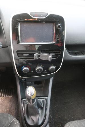 Varebil RENAULT NY CLIO DCI 75 5D