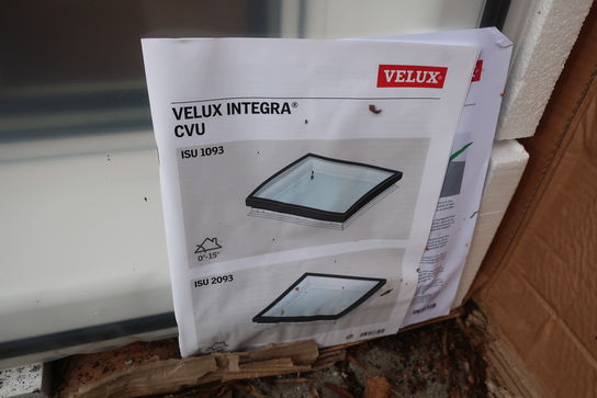 Ovenlysvindue VELUX 85x115cm