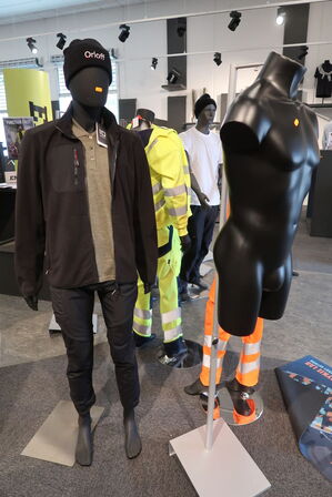 14 stk. Giner (Beklædning medfølger)