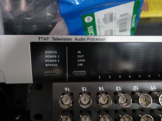 Waveform monitor TEKTRONIX WFM 8300