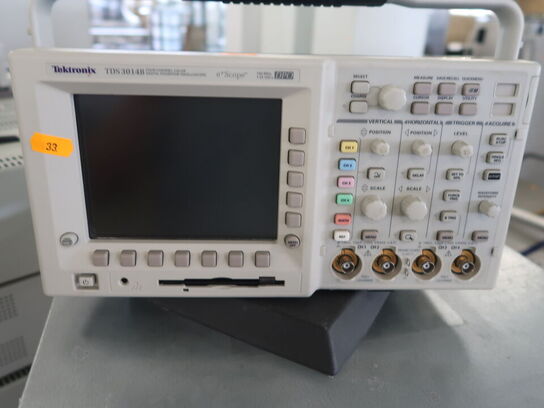 Four Cannel Color Digital Phosphor Oscilloscope TEKTRONIX TDS3014B 