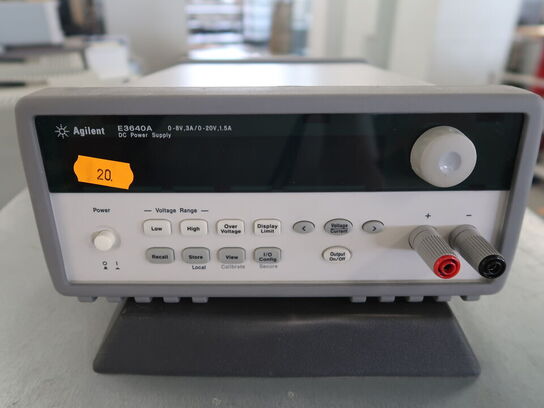 AGRILENT DC Power Supply