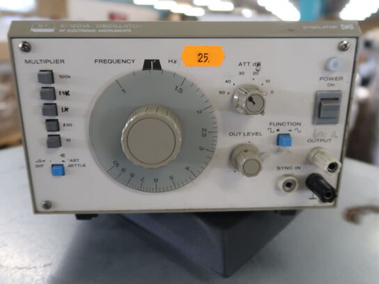 Oscillator SYNCLATOR E-1201A