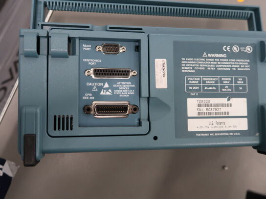 Two Channel Digital Real-Time Oscilloscope TEKTRONIX TDS 220