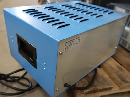 Labortrennstelltransformator LTS 610
