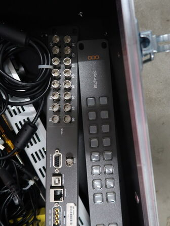 Waveform monitor TEKTRONIX WFM 8300