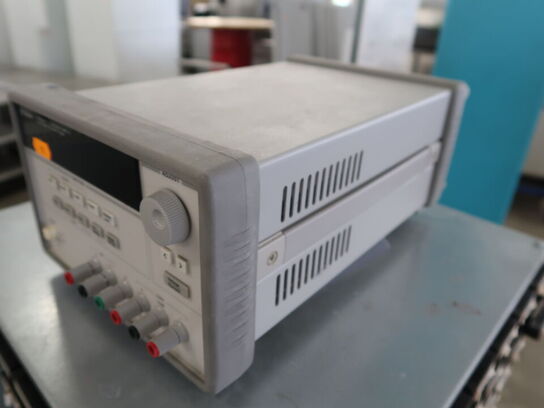 AGRILENT Triple Output DC Power Supply
