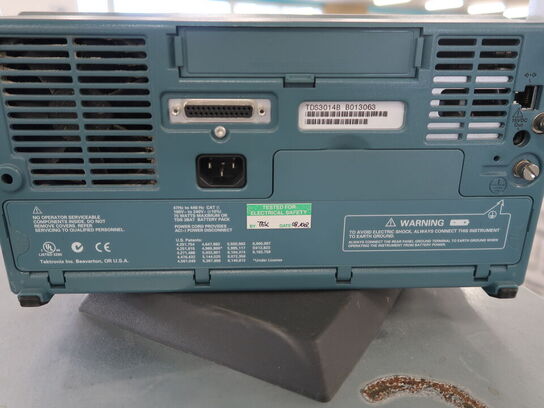 Four Cannel Color Digital Phosphor Oscilloscope TEKTRONIX TDS3014B 