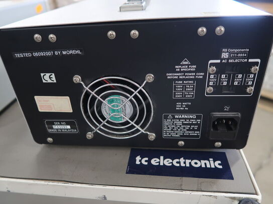 Laboratory DC Power Supply ISO-TECH IPS2303D