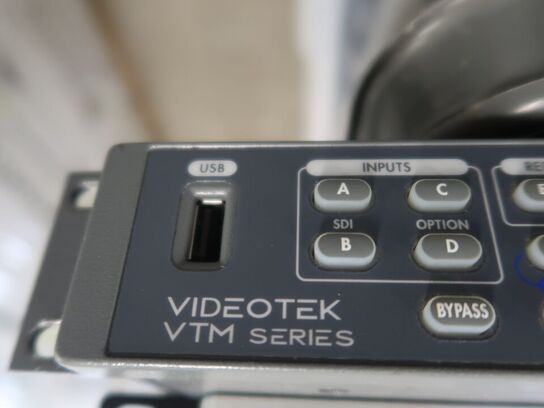 Waveform monitor TEKTRONIX WFM 8300