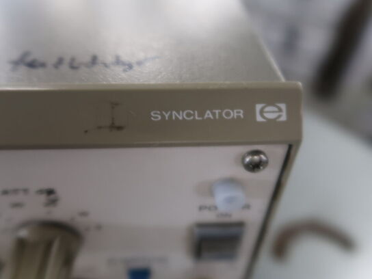 Oscillator SYNCLATOR E-1201A