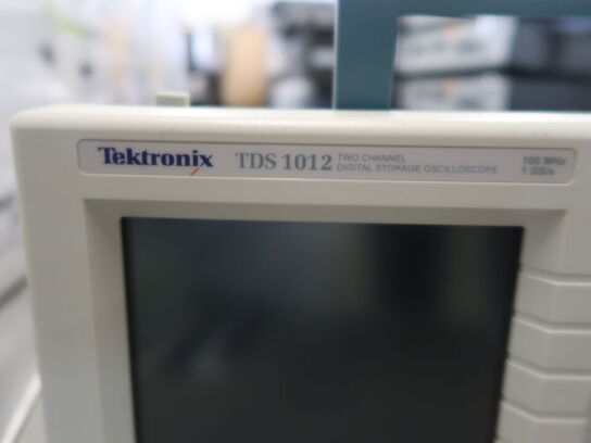 Two Channel Digital Storage Oscilloscope TEKTRONIX TDS 1012