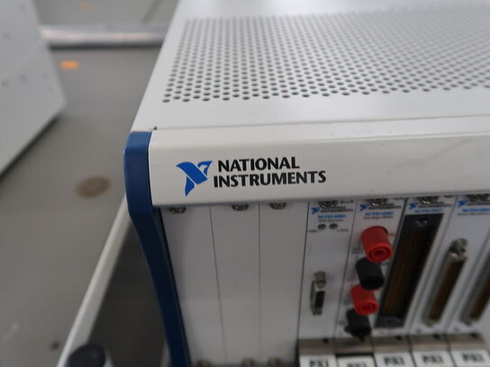 NATIONAL INSTRUMENTS Ni PXI-1044