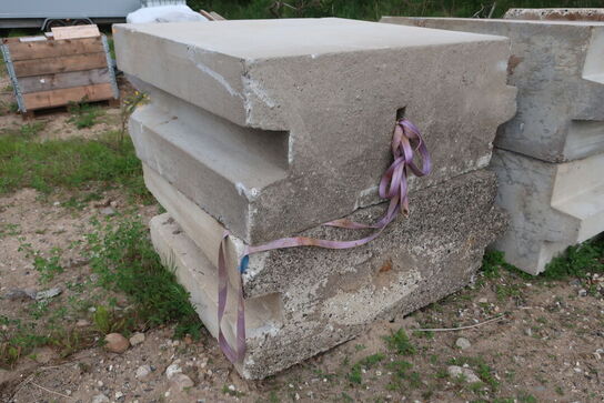 8 stk. betonsiloklodser