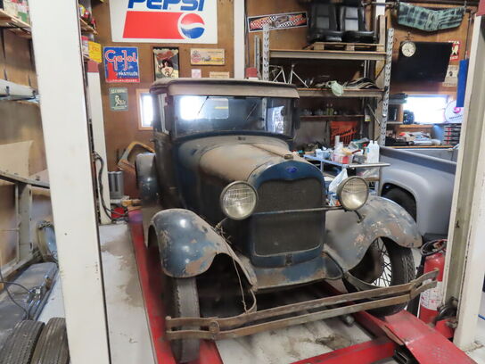 FORD Model A Doctors Coupe 1929 (MOMSFRI)