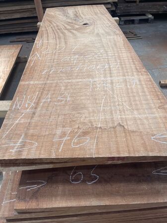 Træplanke i SAPELE (mahogni) 2,27x0,76m - 2,6 cm tyk