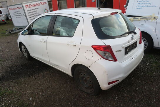 Varebil TOYOTA YARIS VAN 1.4 D-4D med indhold