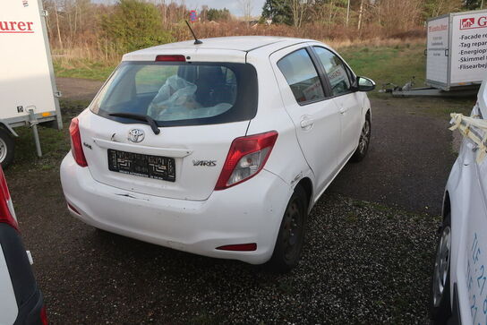 Varebil TOYOTA YARIS VAN 1.4 D-4D med indhold