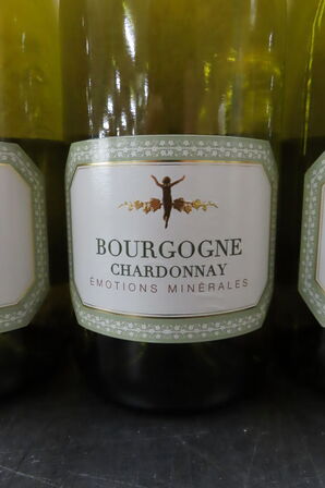 4 fl. Hvidvin LA CHABLISIENNE 75cl.
