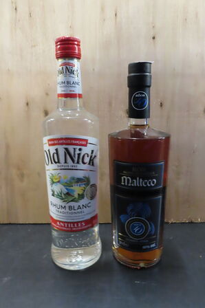 2 fl. Spiritus 70cl.